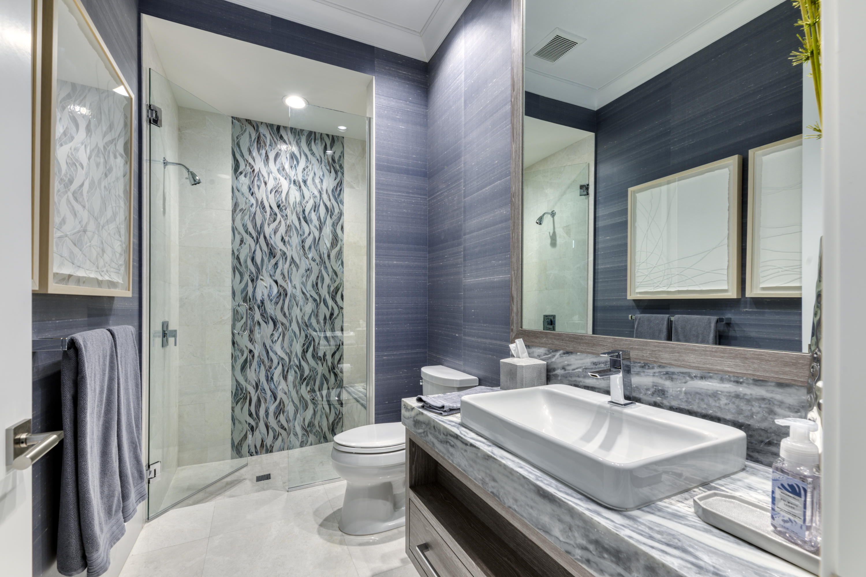 111 Clipper Lane Jupiter, FL 33477 - Photo 21 of 59 Bathroom