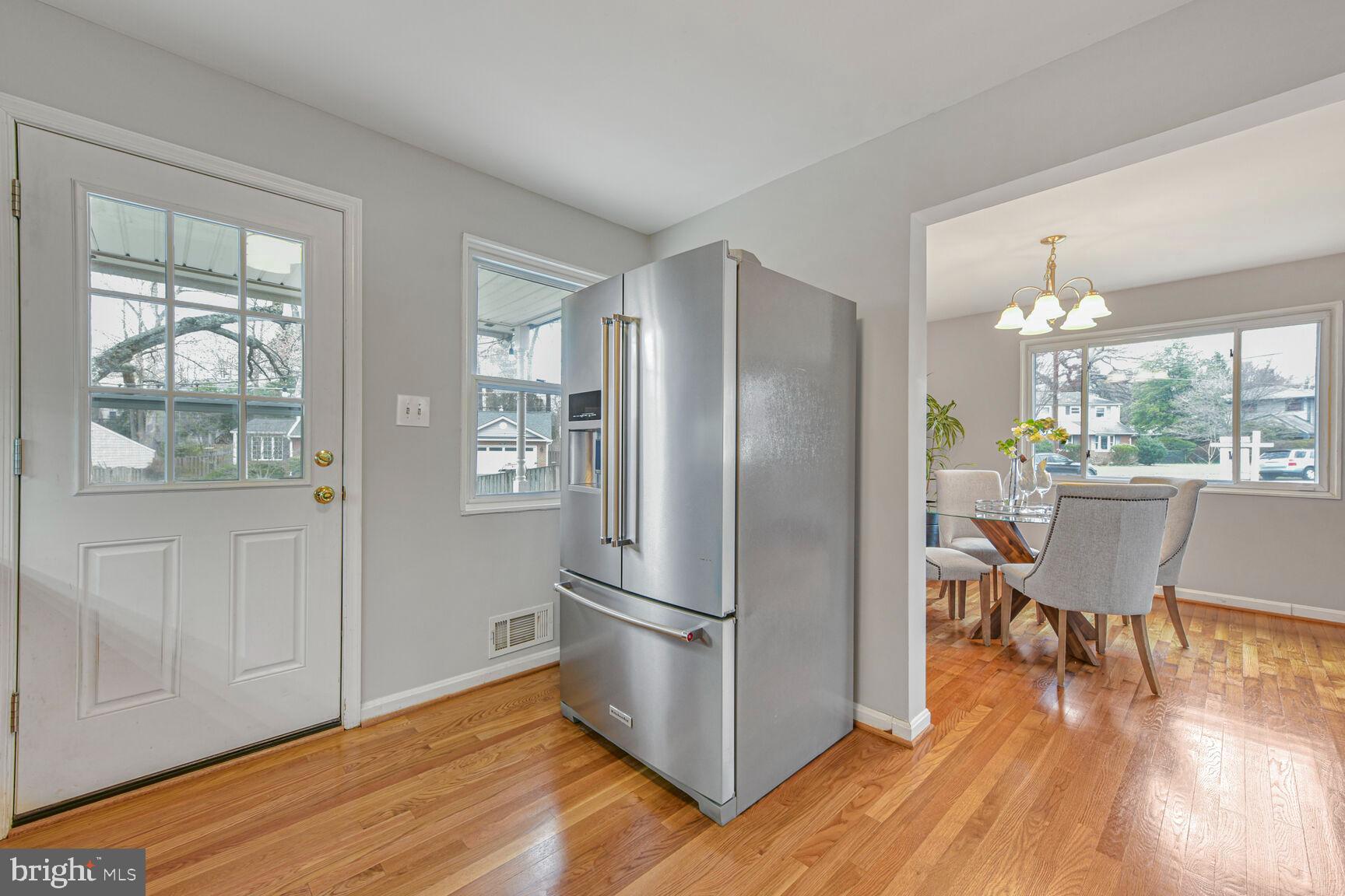 10321 Wood Road Fairfax, VA 22030 - Photo 21 of 55 Side Door to Patio