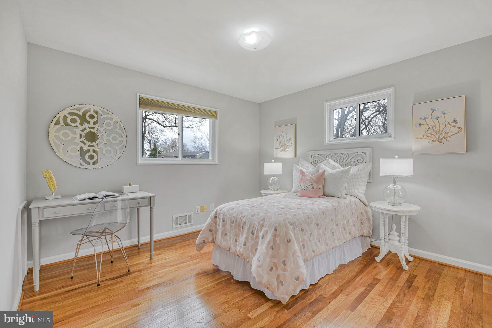 10321 Wood Road Fairfax, VA 22030 - Photo 22 of 55 Upper Level 1: Bedroom 1