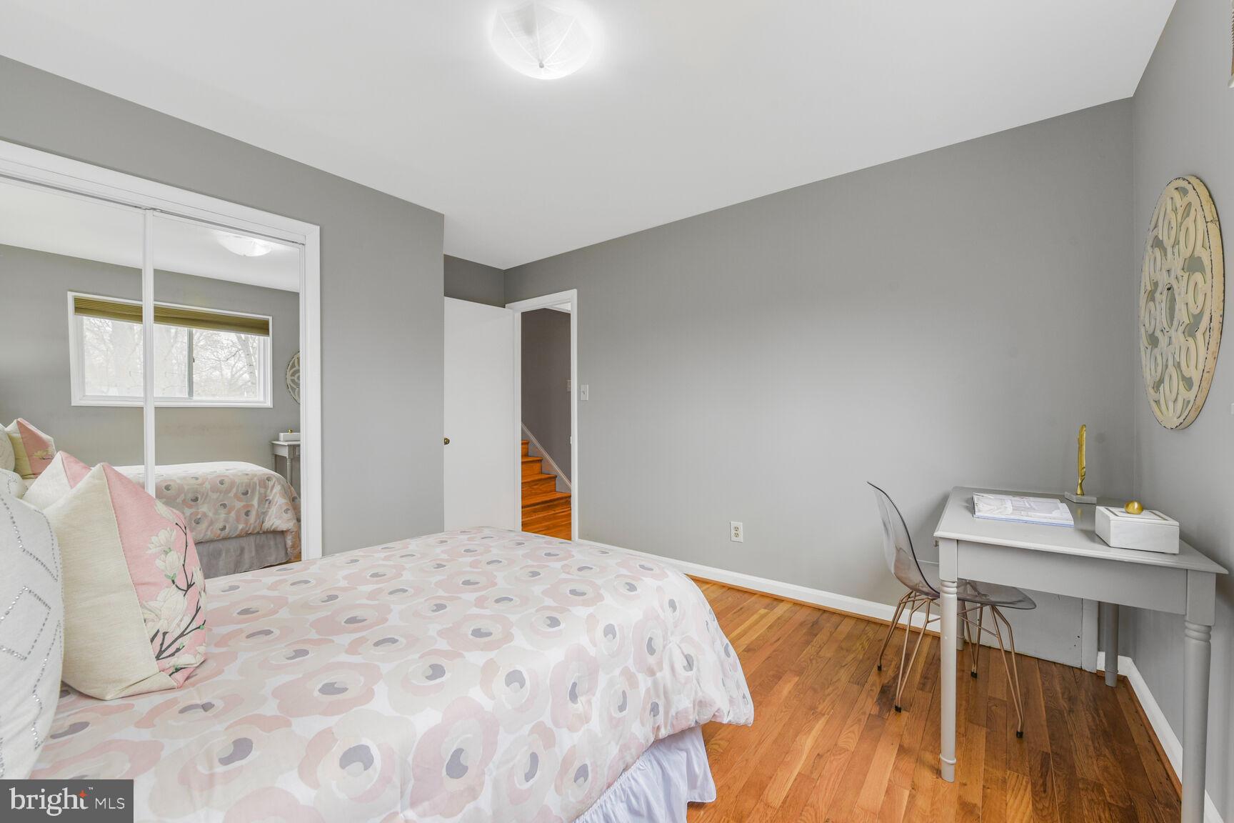 10321 Wood Road Fairfax, VA 22030 - Photo 23 of 55 Upper Level 1: Bedroom 1