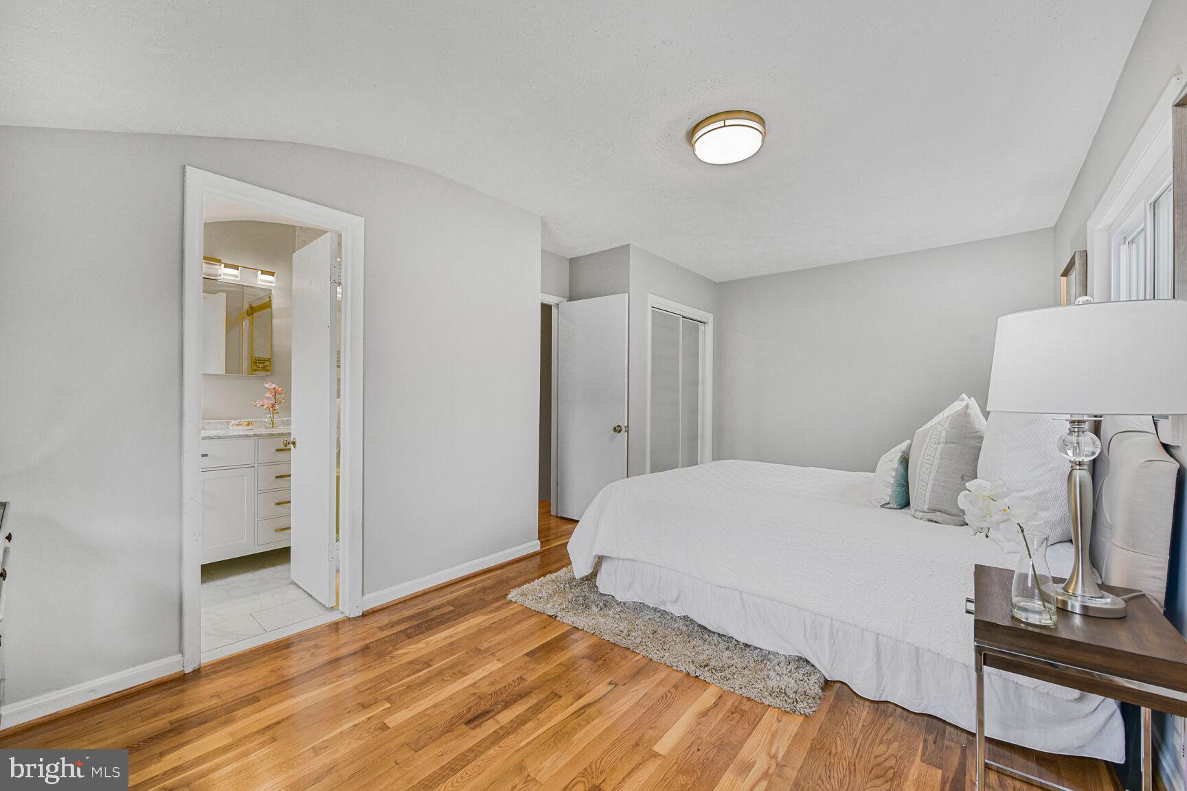 10321 Wood Road Fairfax, VA 22030 - Photo 32 of 55 Upper Level 2: Primary Bedroom & Bathroom