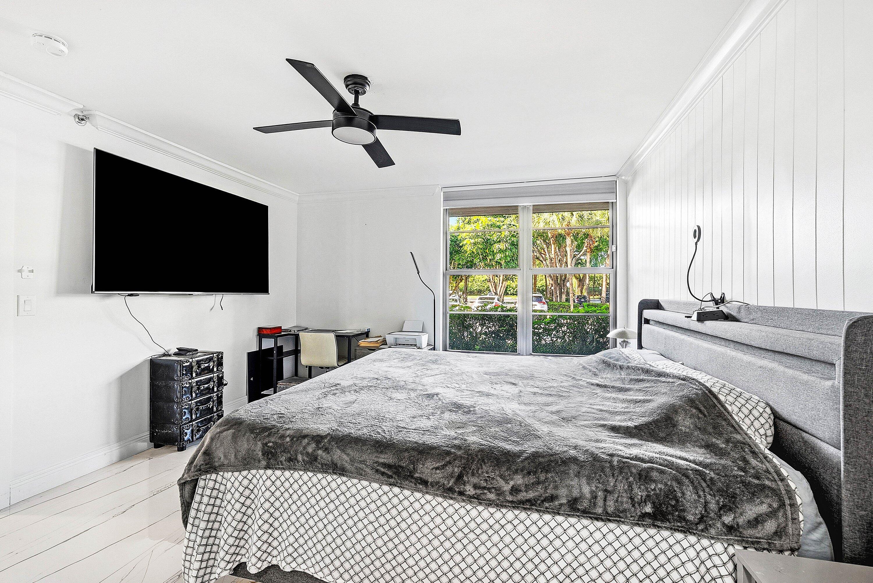 18 Royal Palm Way, Unit 109 Boca Raton, FL 33432 - Photo 23 of 45 026-18RoyalPalmWay-109-BocaRaton-FL-3343