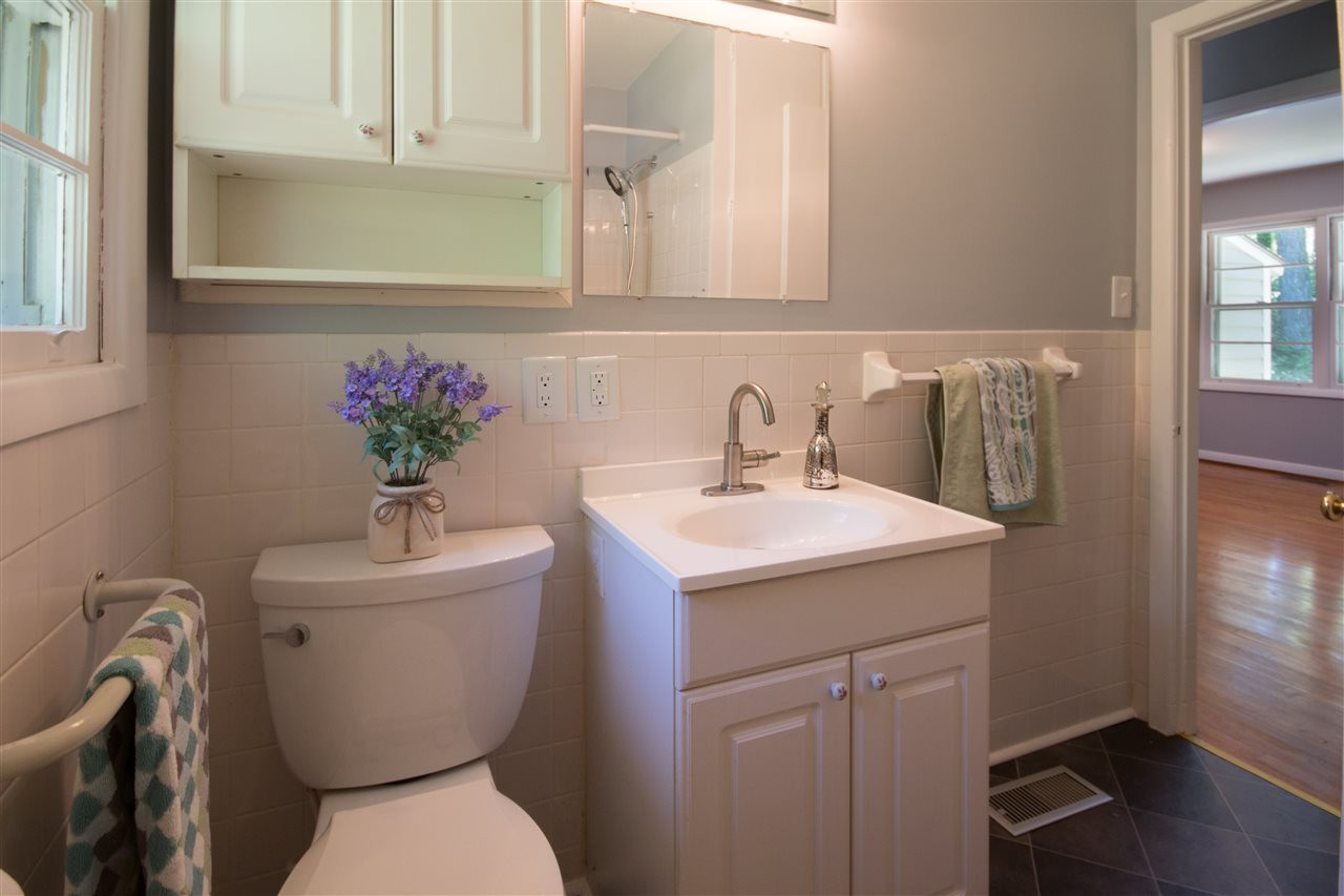 707 Reta Road Durham, NC 27704 - Photo 9 of 17 Photo 9