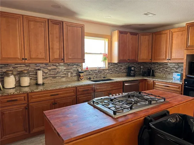 $549,000 | 2869 East 54th Highway, Deerfield, MO 64741