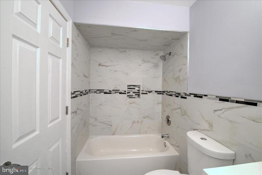 541 Lloyd Road Toms River, NJ 08753 - Photo 18 of 22 Gallery Image 18