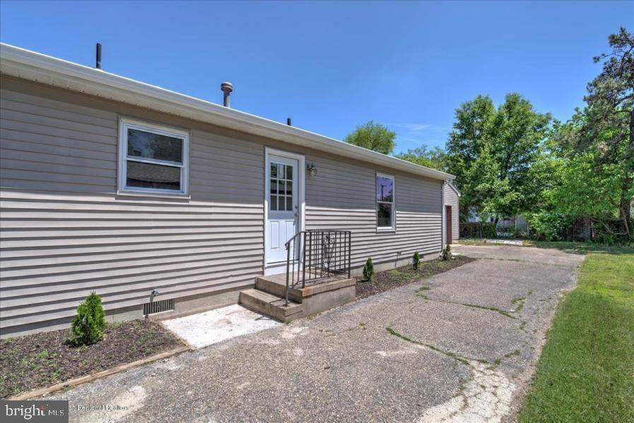 541 Lloyd Road Toms River, NJ 08753 - Photo 21 of 22 Gallery Image 21