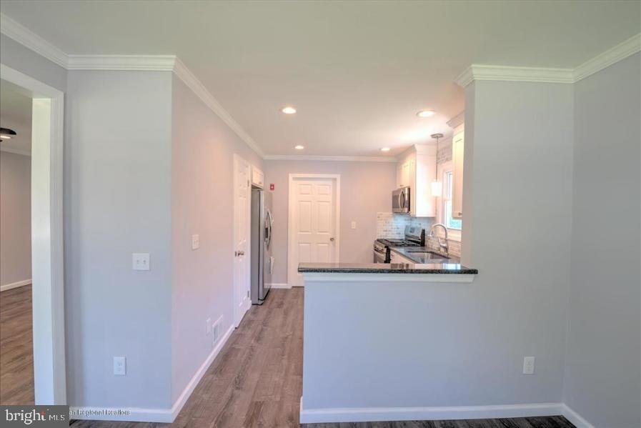 541 Lloyd Road Toms River, NJ 08753 - Photo 9 of 22 Gallery Image 9