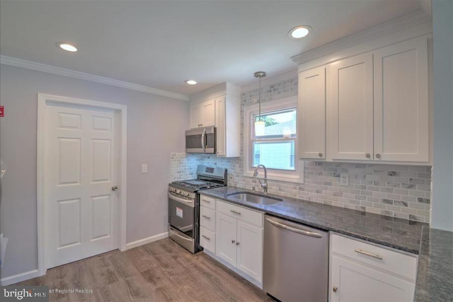 541 Lloyd Road Toms River, NJ 08753 - Photo 10 of 22 Gallery Image 10
