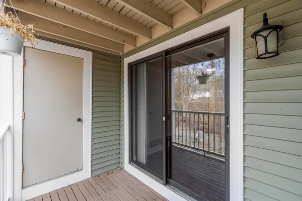 $289,900 | 4 Bridgeview Circle, Unit 36, Tyngsborough, MA 01879