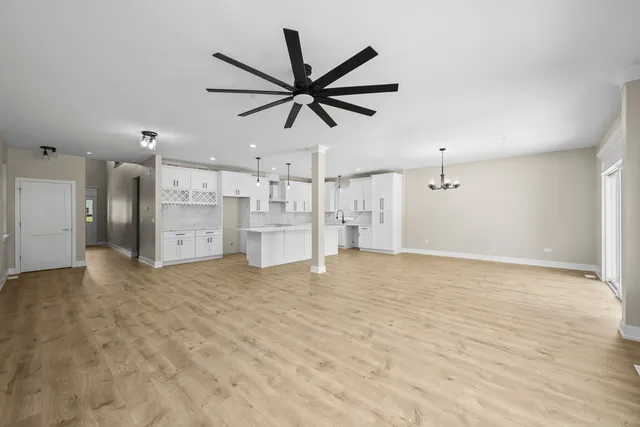 $639,000 | 23612 North Field Road, Lake Zurich, IL 60047