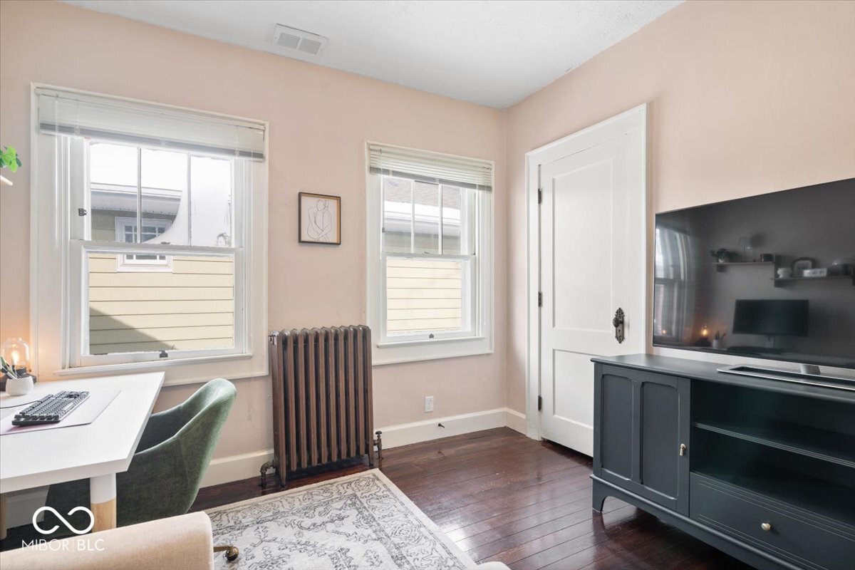 737 North Riley Avenue Indianapolis, IN 46201 - Photo 19 of 29 Gallery Image 19