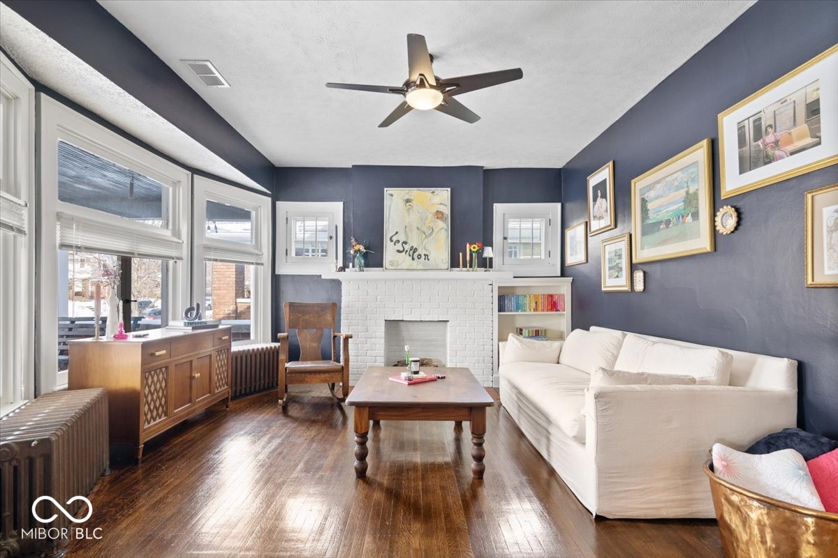 737 North Riley Avenue Indianapolis, IN 46201 - Photo 3 of 29 Gallery Image 3
