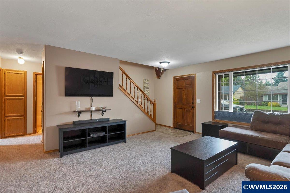 7066 Ridgemont Drive North Keizer, OR 97303 - Photo 9 of 49 Gallery Image 9