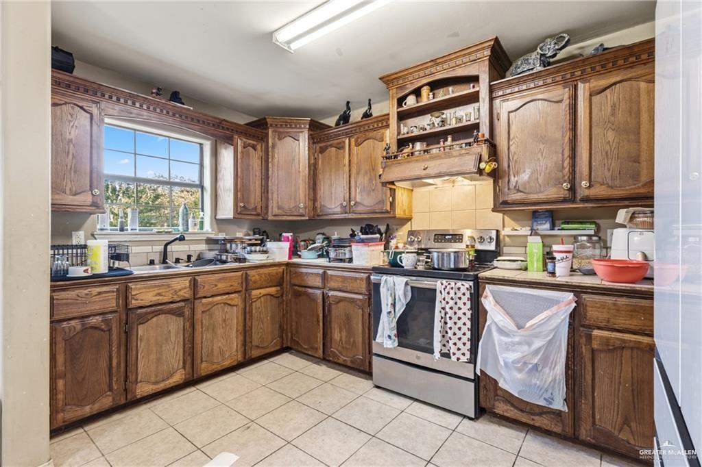 210 Mockingbird Lane Edcouch, TX 78538 - Photo 15 of 23