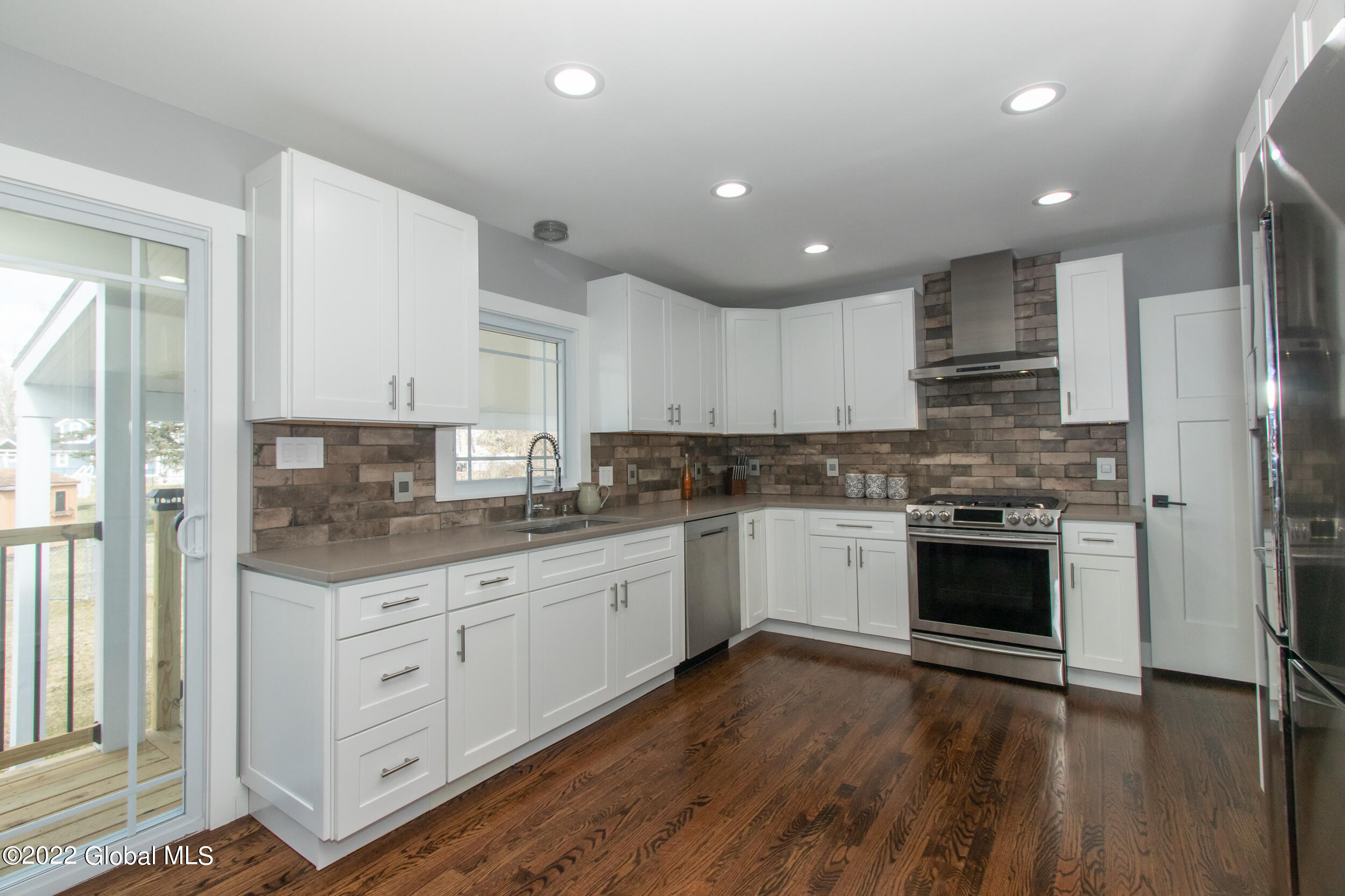 1925 Clement Road Rotterdam, NY 12303 - Photo 13 of 41 1925ClementRd-16