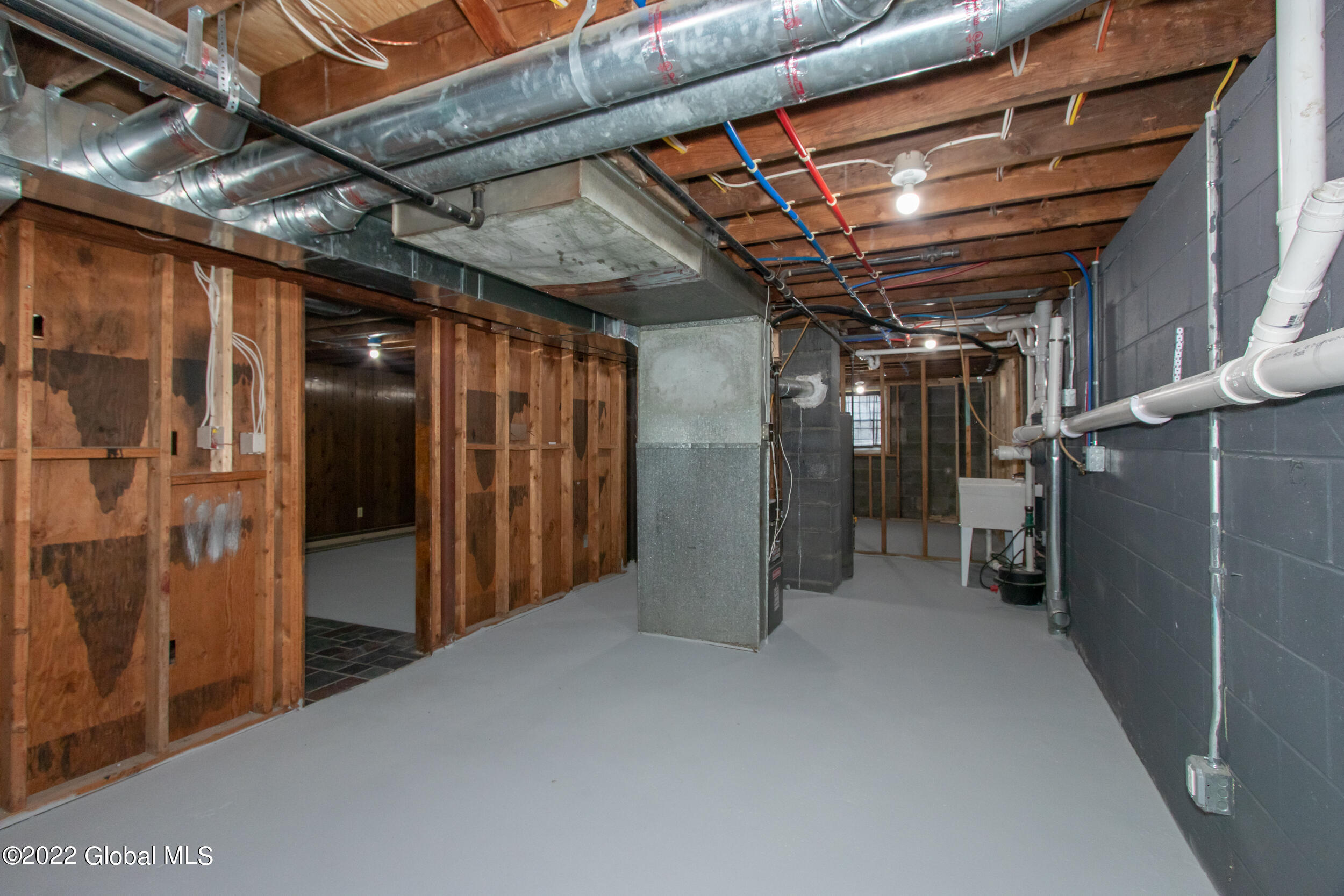 1925 Clement Road Rotterdam, NY 12303 - Photo 31 of 41 1925ClementRd-34