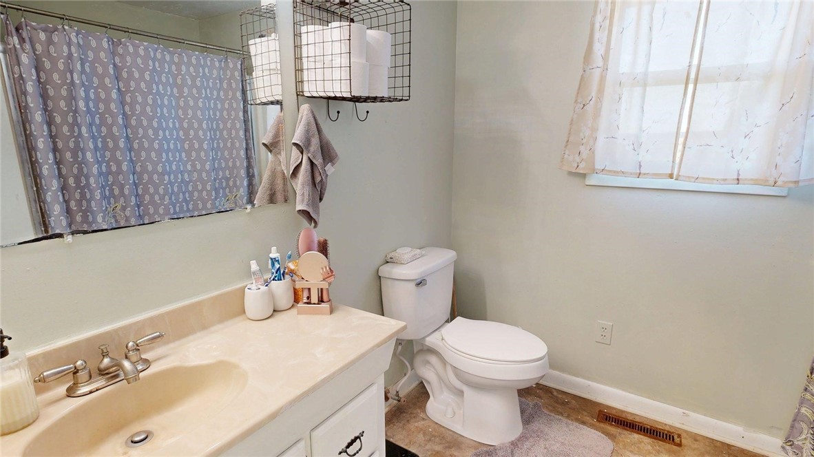2437 North 1700 East Road Findlay, IL 62534 - Photo 17 of 32
