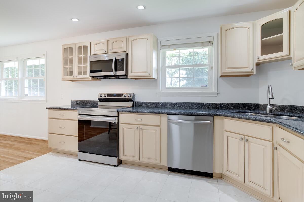3101 Castleleigh Road Silver Spring, MD 20904 - Photo 12 of 40