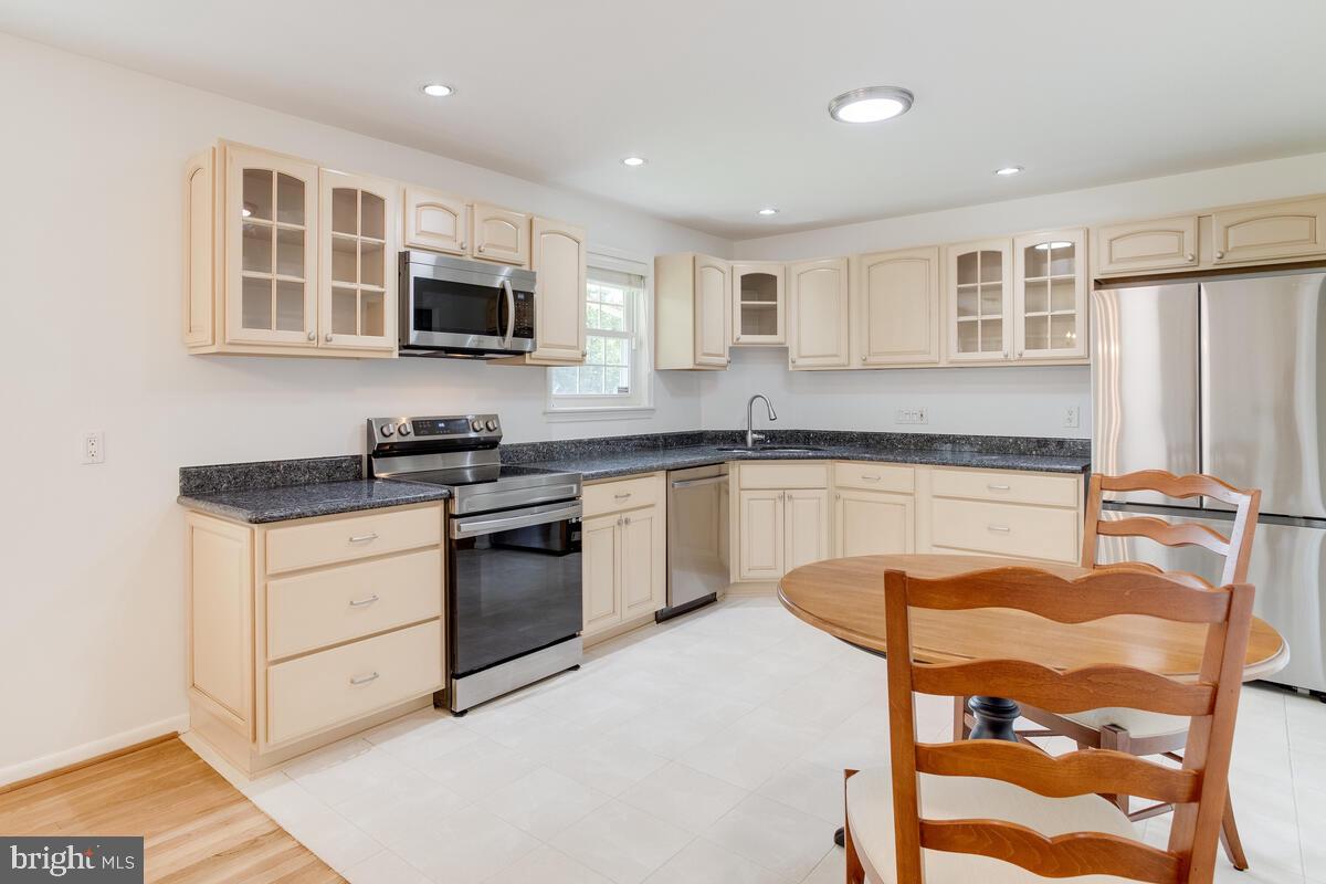 3101 Castleleigh Road Silver Spring, MD 20904 - Photo 14 of 40