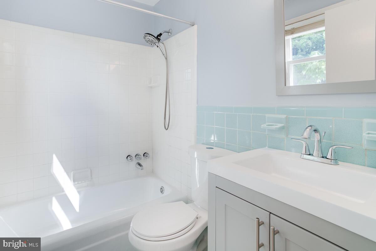 3101 Castleleigh Road Silver Spring, MD 20904 - Photo 18 of 40