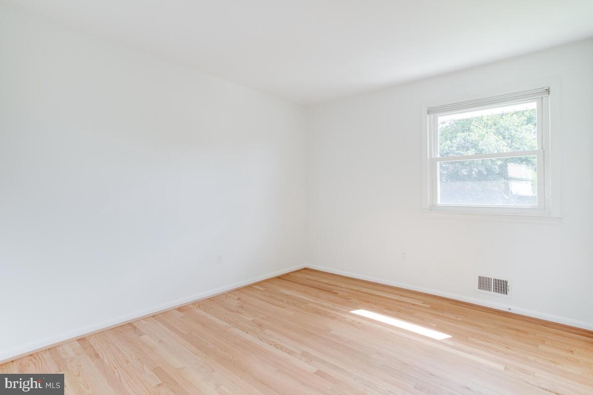 3101 Castleleigh Road Silver Spring, MD 20904 - Photo 24 of 40