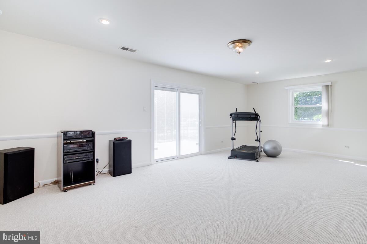 3101 Castleleigh Road Silver Spring, MD 20904 - Photo 29 of 40