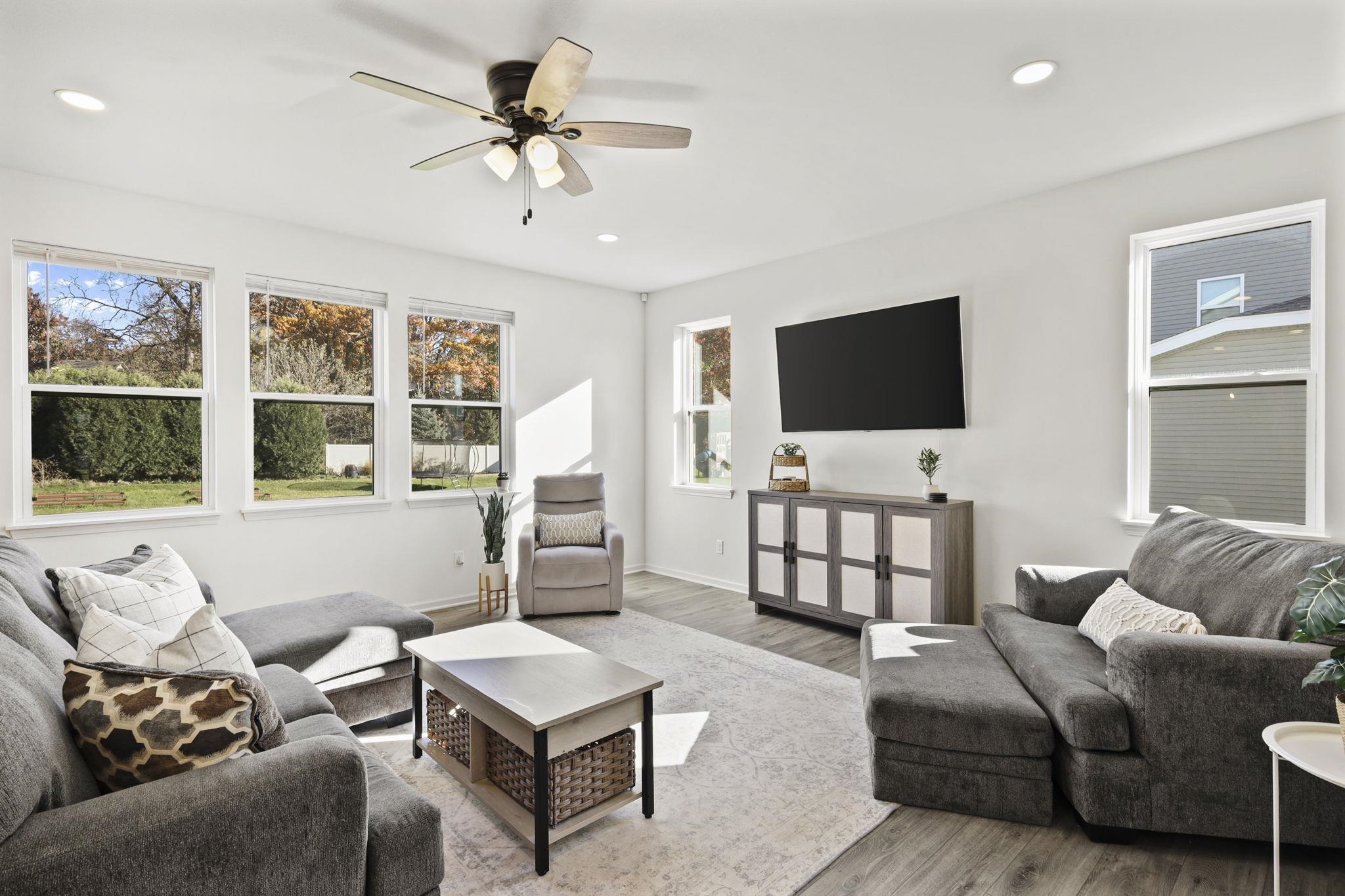 514 Fundamental Way Cottage Grove, WI 53527 - Photo 5 of 49