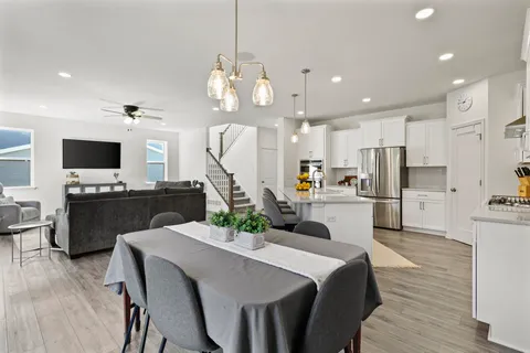 $779,900 | 514 Fundamental Way, Cottage Grove, WI 53527