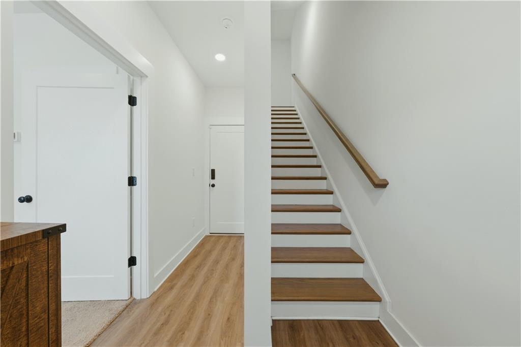 104 Mission Way Atlanta, GA 30315 - Photo 3 of 23