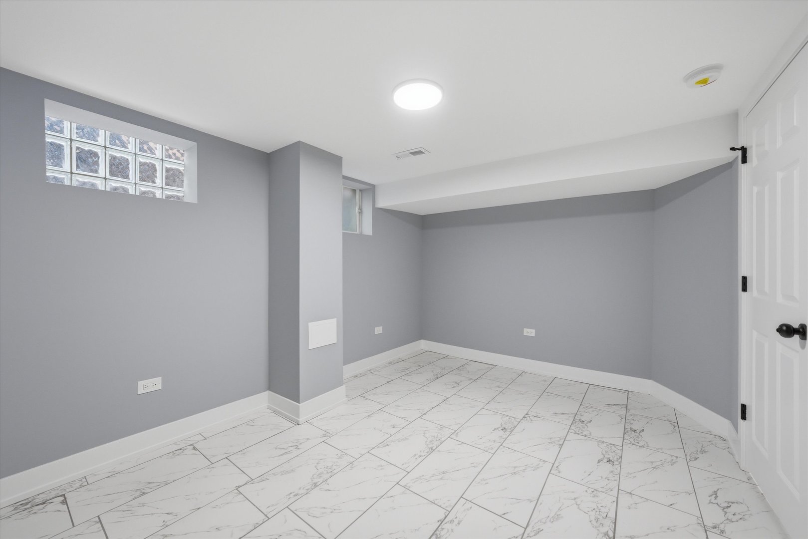 3743 West 83rd Street Chicago, IL 60652 - Photo 42 of 51 a view of an empty room