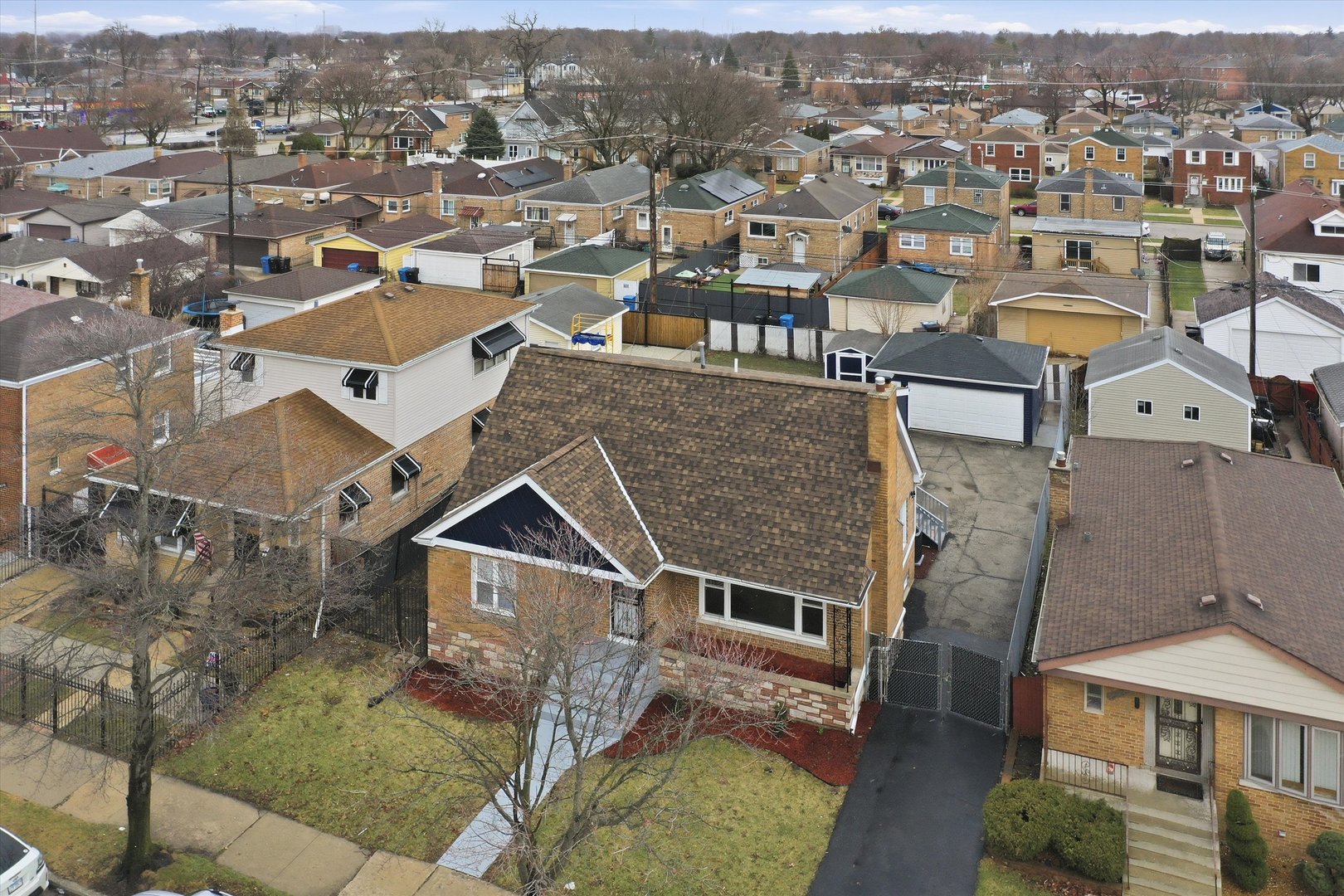 3743 West 83rd Street Chicago, IL 60652 - Photo 5 of 51 an aerial view of residential houses with outdoor space
