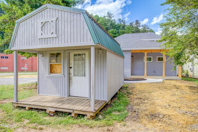 $279,000 | 408 Levelin Street, Erwin, TN 37650