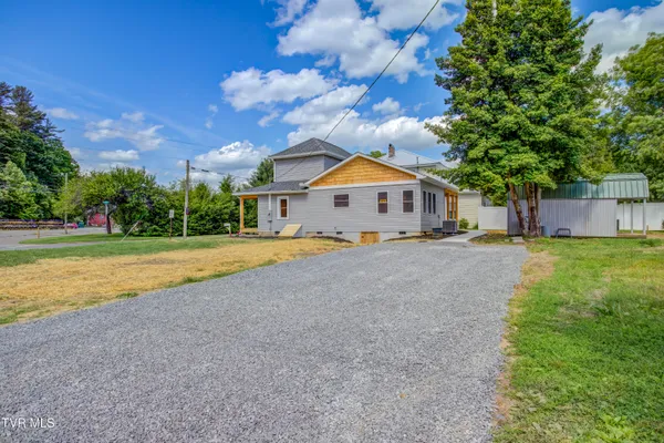 $279,000 | 408 Levelin Street, Erwin, TN 37650