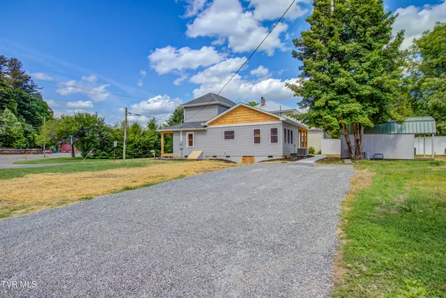 $279,000 | 408 Levelin Street, Erwin, TN 37650