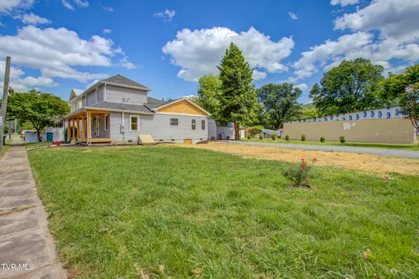 $279,000 | 408 Levelin Street, Erwin, TN 37650