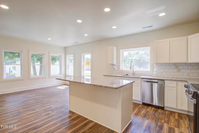 $279,000 | 408 Levelin Street, Erwin, TN 37650