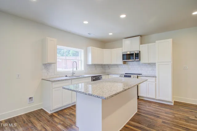 $279,000 | 408 Levelin Street, Erwin, TN 37650