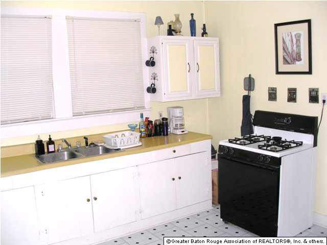 650 Moore Street Baton Rouge, LA 70806 - Photo 4 of 6