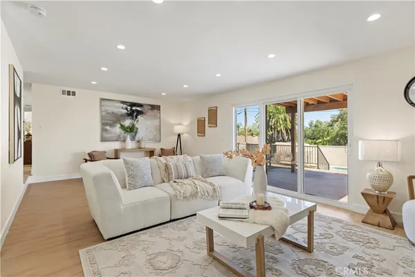 $998,000 | 645 Lancer Lane, Corona, CA 92879
