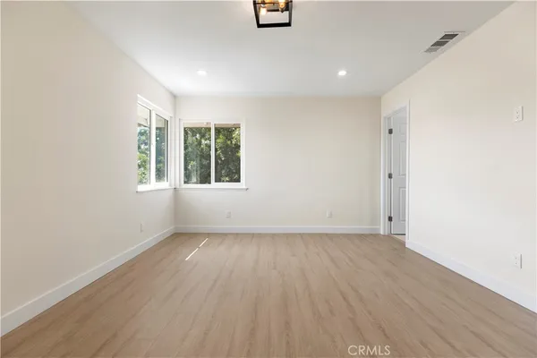 $998,000 | 645 Lancer Lane, Corona, CA 92879