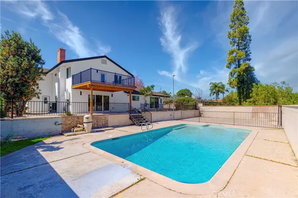 $998,000 | 645 Lancer Lane, Corona, CA 92879