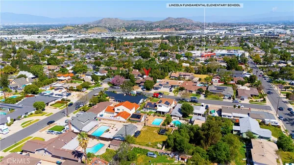 $998,000 | 645 Lancer Lane, Corona, CA 92879