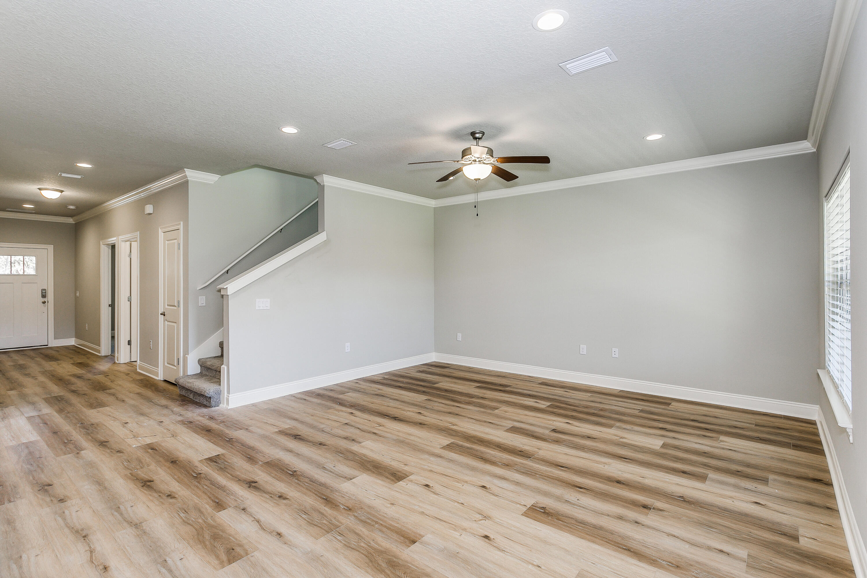 6707 Rocky Shores Road Milton, FL 32583 - Photo 8 of 44 Family Room