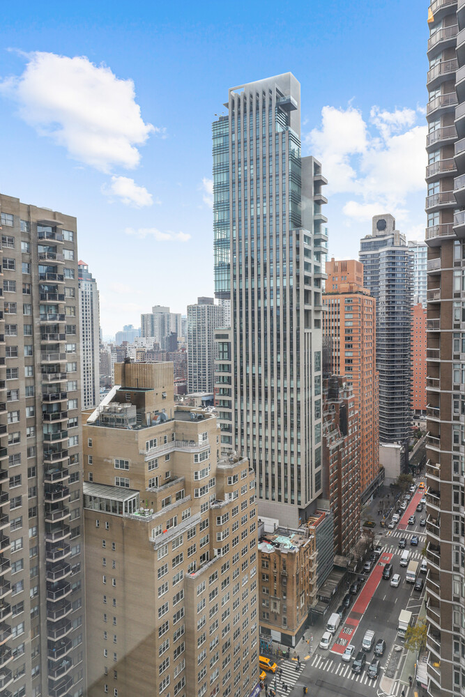 160 East 65th Street, Unit 26B Manhattan, NY 10065 - Photo 8 of 12 a view of city with tall buildings