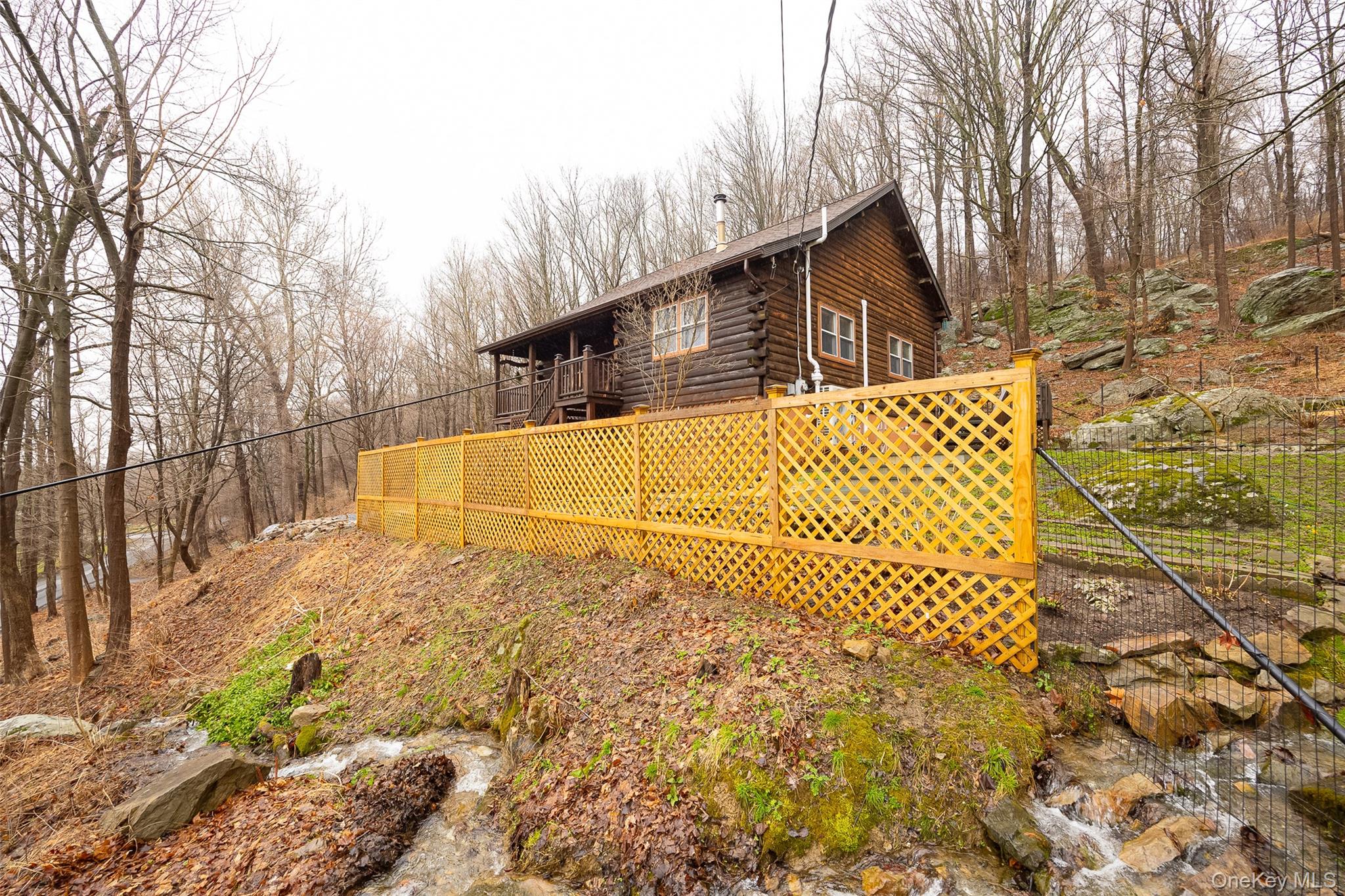 79 East Hook Cross Road Hopewell Junction, NY 12533 - Photo 3 of 32