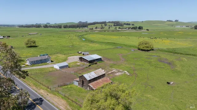 $2,599,000 | 530 Tomales Road, Petaluma, CA 94952