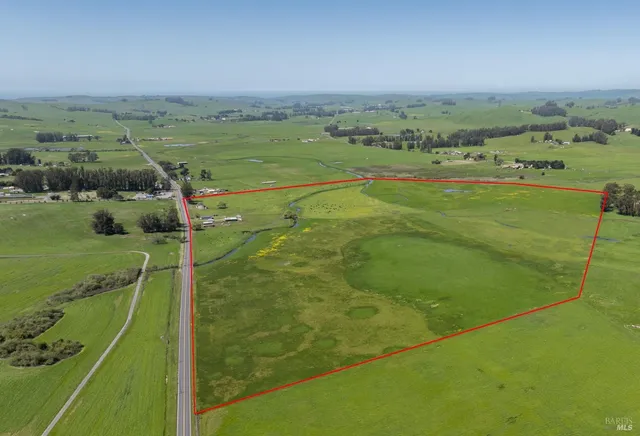 $2,599,000 | 530 Tomales Road, Petaluma, CA 94952