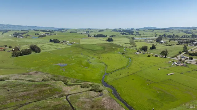 $2,599,000 | 530 Tomales Road, Petaluma, CA 94952