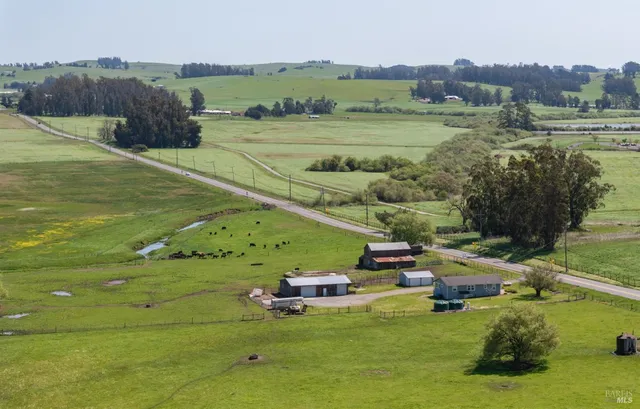 $2,599,000 | 530 Tomales Road, Petaluma, CA 94952