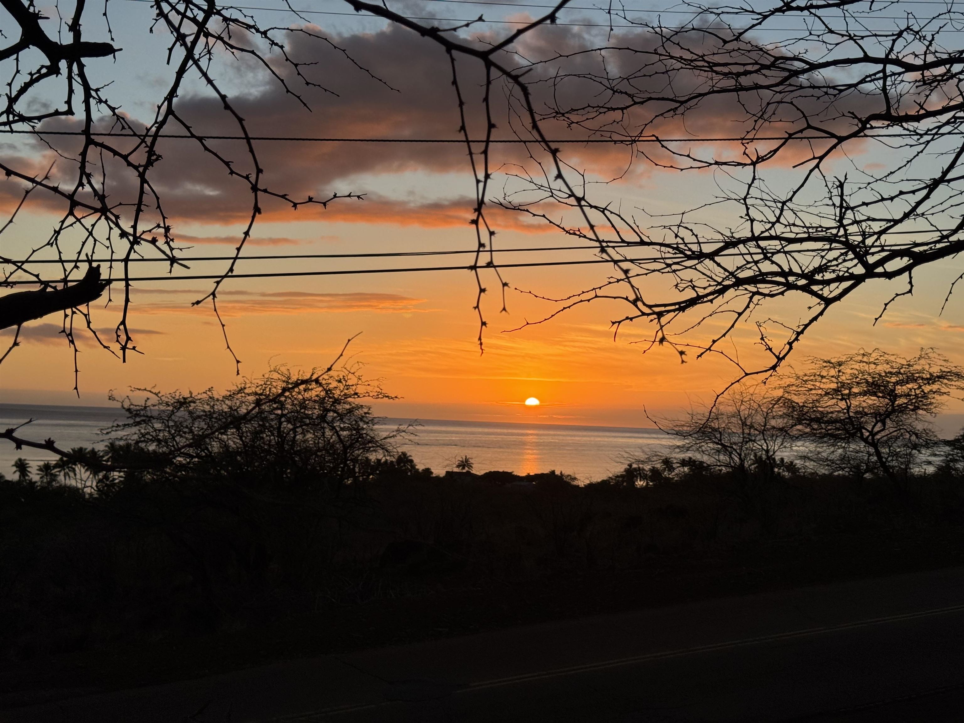 Uluanui Road, Unit 126 Kaunakakai, HI 96748 - Photo 20 of 20 a view of city and mountain